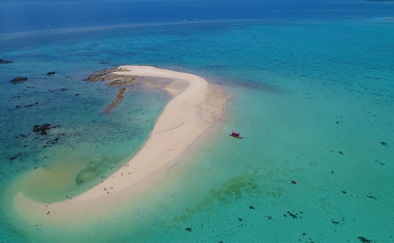 【無人島カヤマ島＆幻の島】0歳～参加OK！上陸できるのはツアーだけ！地上の楽園カヤマ島と幻の島に上陸日帰りツアー＜昼食付き＞(ES-87)