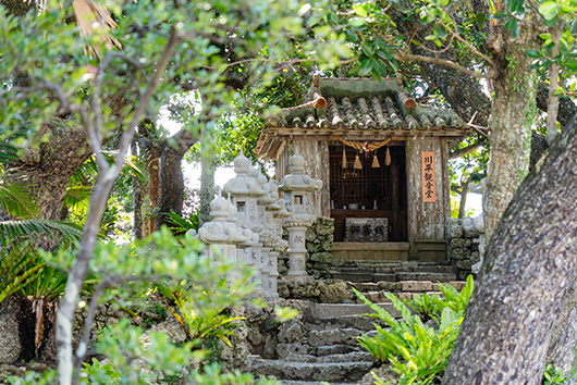 【石垣島/半日】石垣島最古の集落「川平」の神文化・風習を知る！初のガイド付きツアー(ES-107)